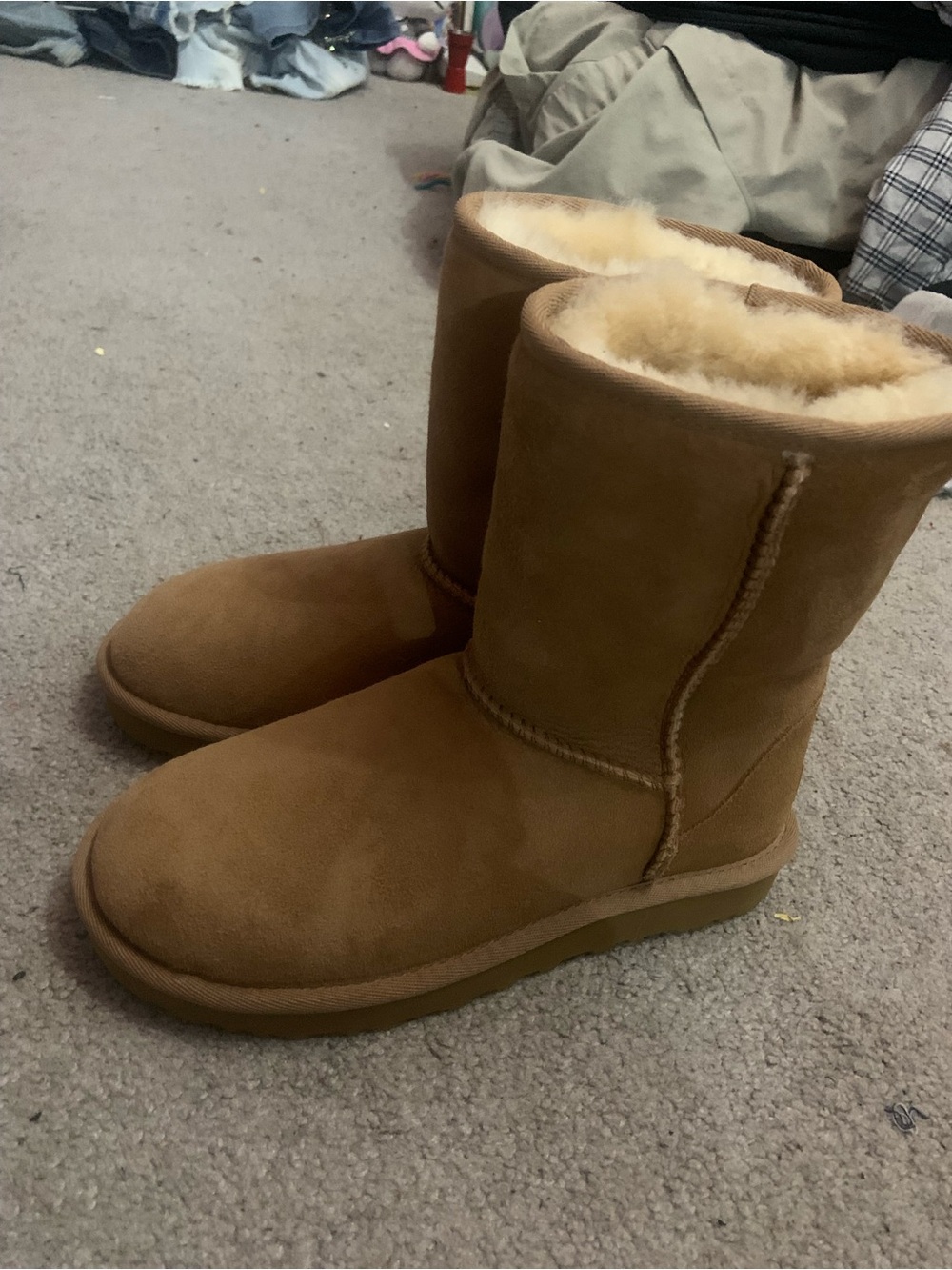 UGG Classic Short II Boots – Chestnut Suede Sheepskin